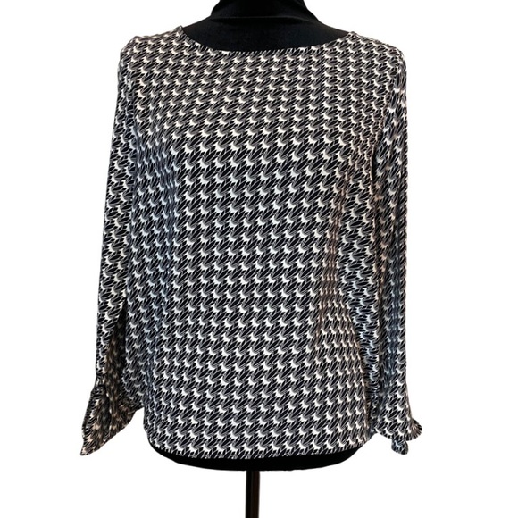 Ann Taylor Floral Geometric Black/White Print Pullover Blouse in XS - Picture 1 of 14